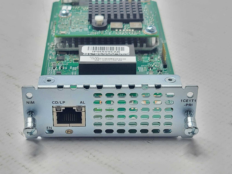 CISCO NIM-1CE1T1-PRI 1-Port Multi-flex Trunk Voice/Channelized T1/E1 Module _
