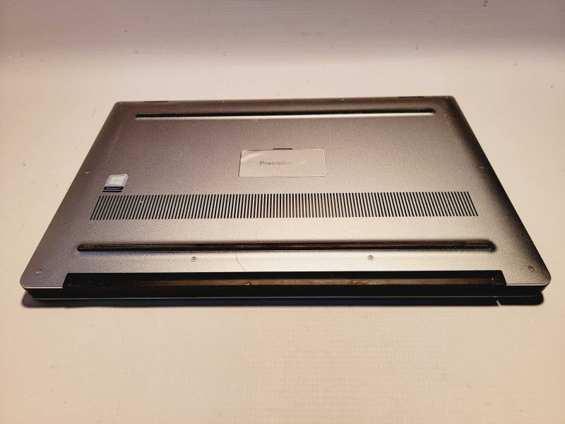 Dell Precision 5520 Core i7-7820HQ@2.9GHz 32GB Ram 500GB NVME Quadro M1200 4G (