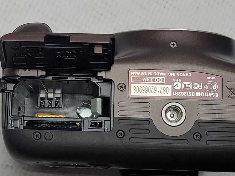 Canon EOS Rebel T3 Digital SLR Camera DS126291, No Lens, Read Q_
