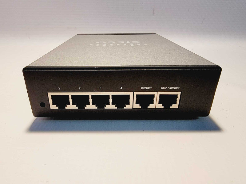 Cisco Small Business RV042 - 10/100 4 Port VPN Router (