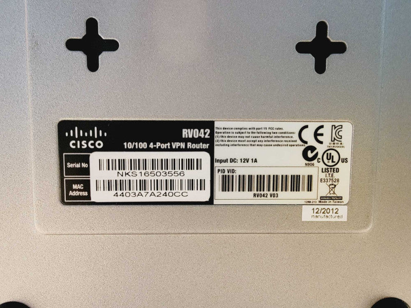 Cisco Small Business RV042 - 10/100 4 Port VPN Router (