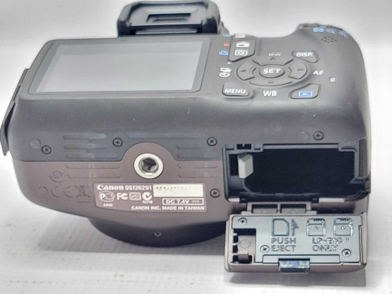 Canon EOS Rebel T3 Digital SLR Camera DS126291 No Lens Read Q_
