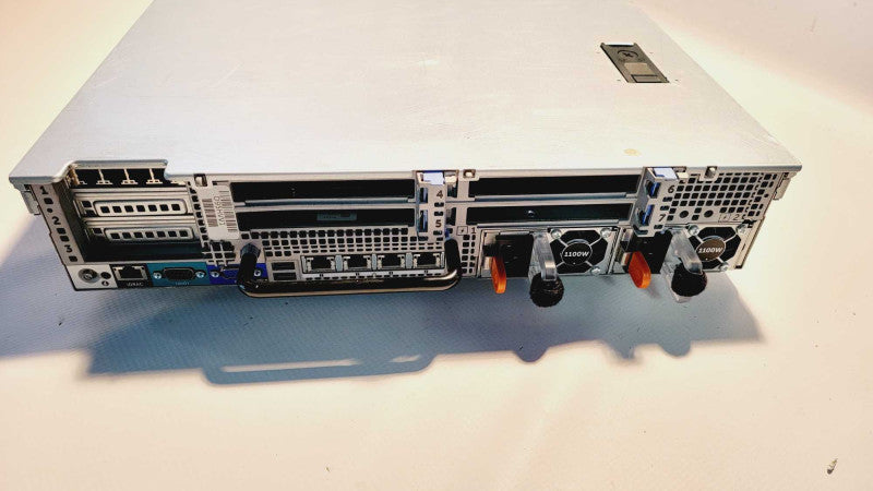 Dell PE R720, 2x Xeon E5-2640 2.5GHz, 40GB ECC DDR3, H710p Mini, 2x PSU, 3.5 (