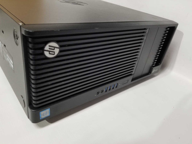 HP Z440 workstation Xeon E5-1620 V3 @ 3.50ghz / 8gb ram / Quadro 600 gpu #