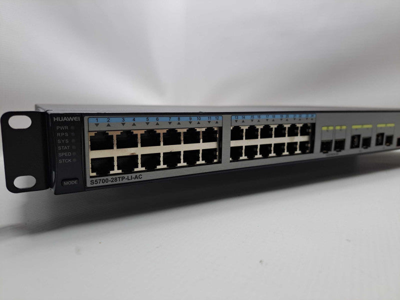 Huawei S5700-28TP-LI-AC 24 10/100/1000 Ports 2 Gig SFP Network Switch )