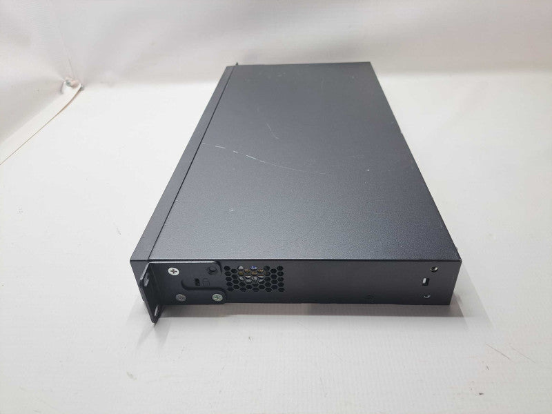 Huawei S5700-28TP-LI-AC 24 10/100/1000 Ports 2 Gig SFP Network Switch )