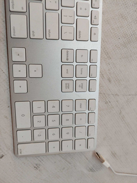 Apple Wired Keyboard A1243