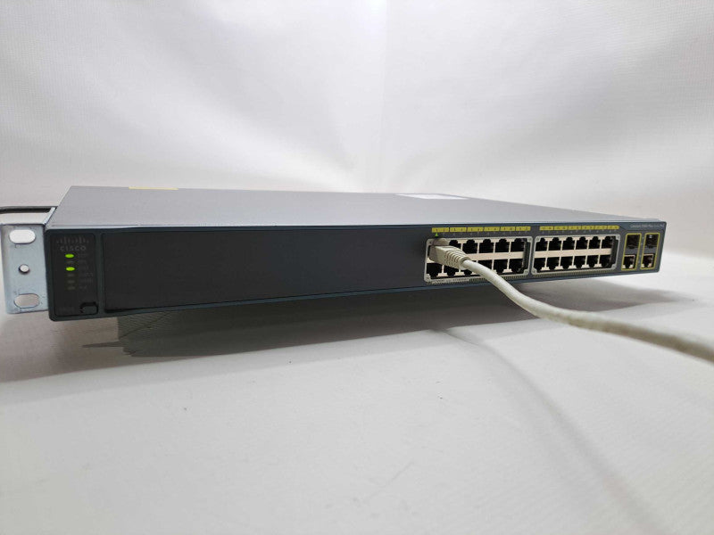 Cisco WS-C2960+24PC-L 24 Port POE Switch Dual Gigabit Uplinks )