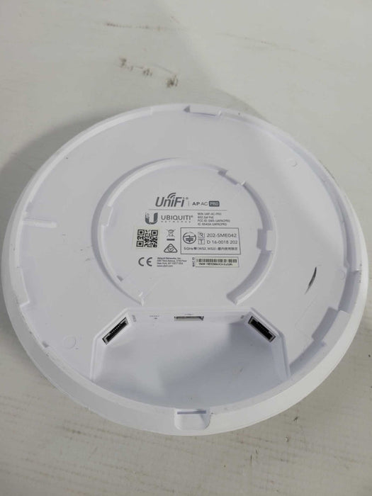 Unifi AP AC Pro Wireless access point UAP-AC-PRO !