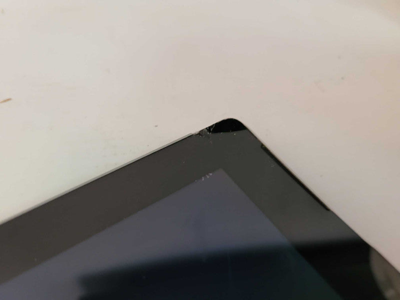 Microsoft Surface 4 - i5-6300U 2.4GHz, 8GB RAM, 256GB SSD - READ