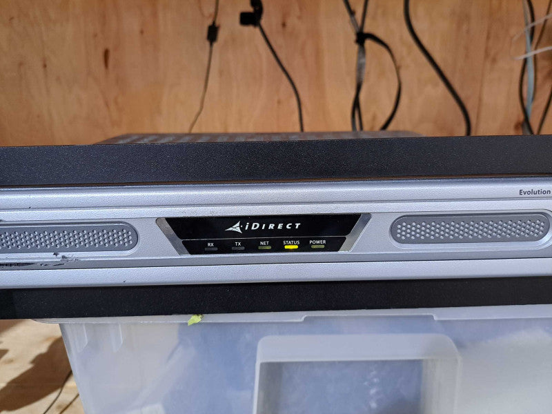 iDirect Model X5 Evolution X5 Series Satelite Router *READ* )