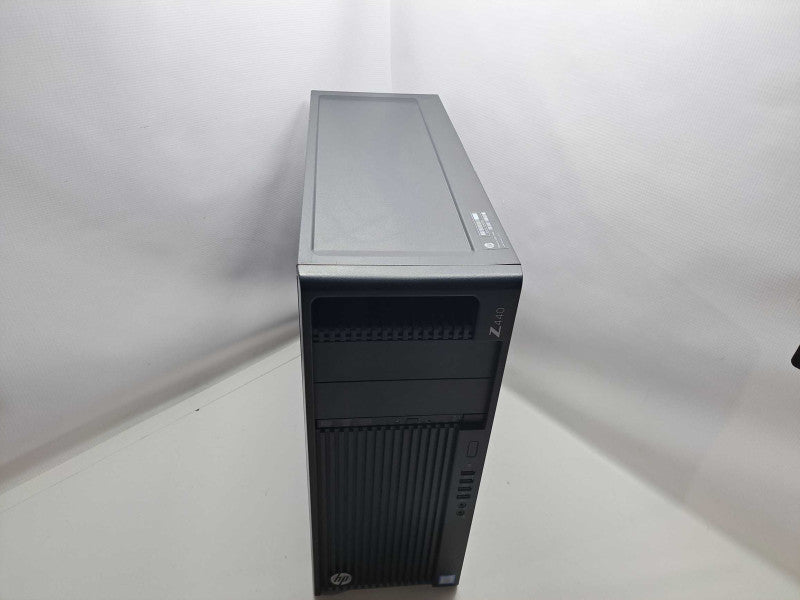 HP Z440 Workstation Xeon E5-1630 v4 @ 3.70GHz 16GB DDR4 2x W5100 GPU )