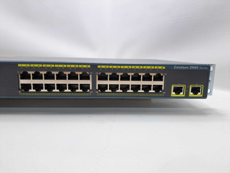 Cisco WS-C2960-24TT-L 24-Port Ethernet Network Switch )