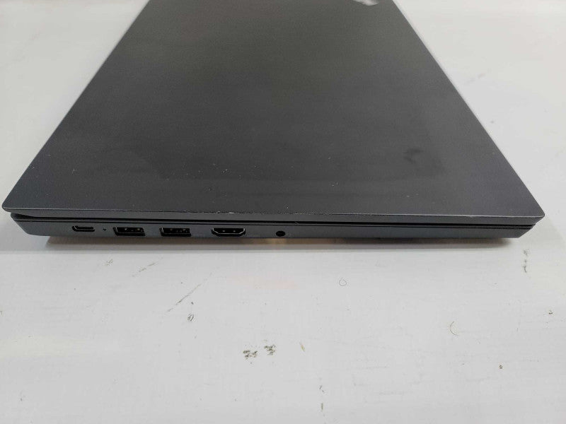 Lenovo ThinkPad E15 i5-10210U @ 1.60GHz. 8GB DDR4, 256GB SSD Î²
