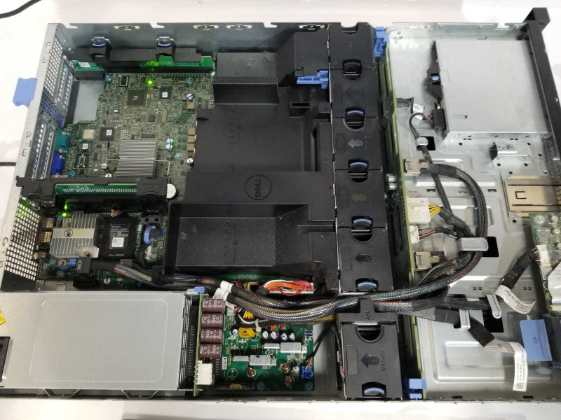 Dell Poweredge R520 Xeon E5-2407 @ 2.20ghz / 6gb ram / H710 Mini Raid Ctrl #