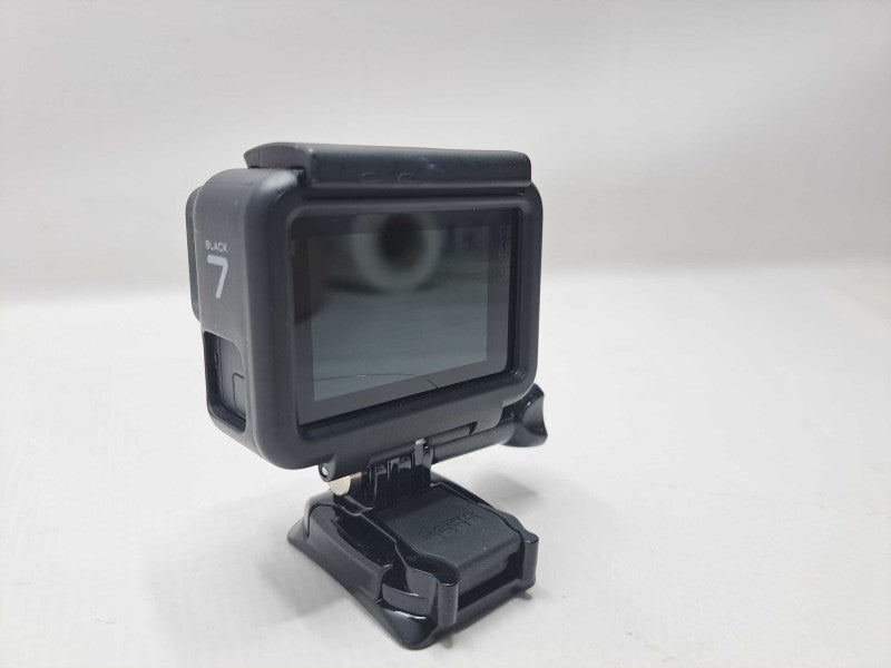 GoPro 7 Black Waterproof Action Camera 4K 12MP *READ* )