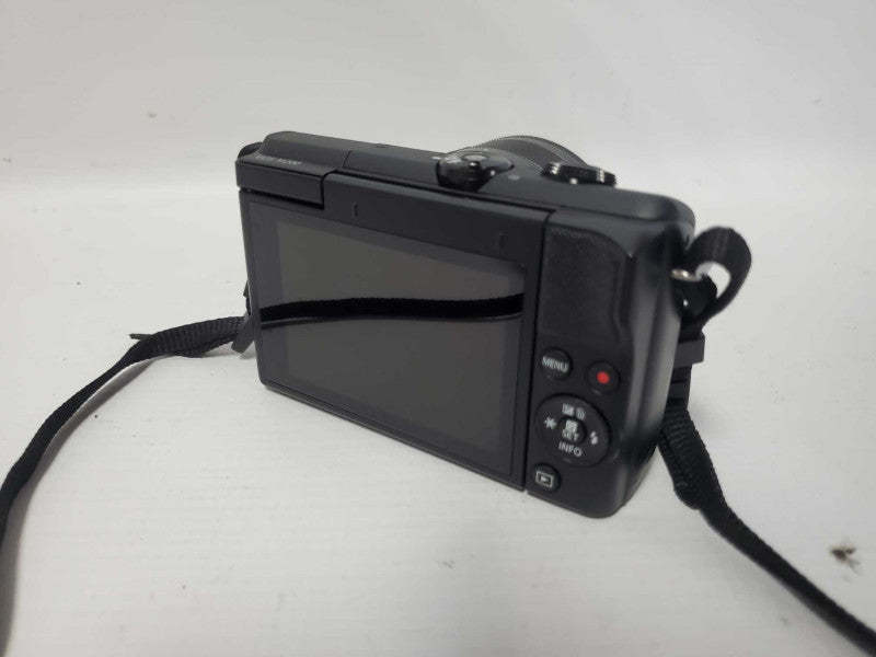 Canon EOS M200 24.1MP Digital Mirrorless Camera with 15-45 EF Lens |