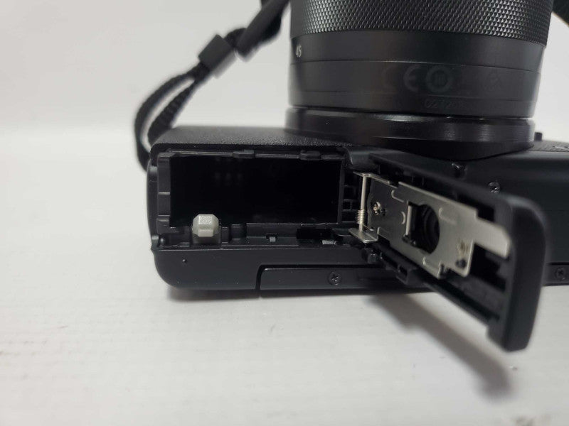 Canon EOS M200 24.1MP Digital Mirrorless Camera with 15-45 EF Lens |