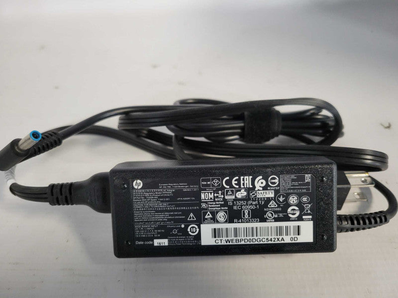 HP 65W Laptop Adapter 19.5V 3.33A w/ Cord _