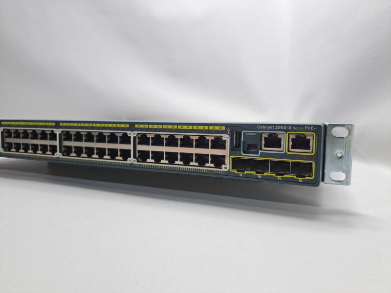 Cisco WS-C2960S-48FPS-L 48 Port PoE+ Gigabit w/ C2960S-Stack Module Q)
