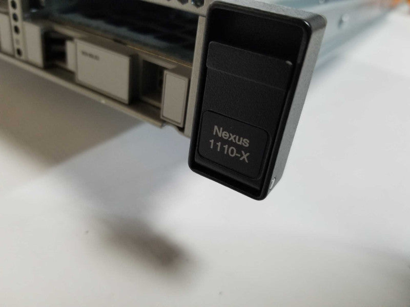 Cisco Nexus C2220M3 2x Xeon E5-2650 @ 2.00ghz / 64gb ram / SAS 2008M Raid Ctrl #