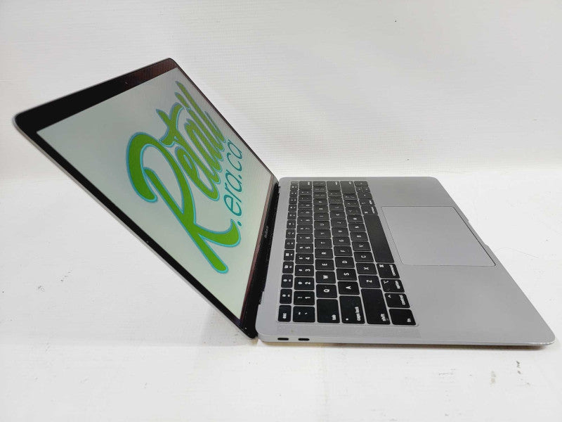 Apple Macbook Air Retina 2018 13\\" Core i5-8210Y @ 1.6GHz 8GB DDR3 250GB SSD (