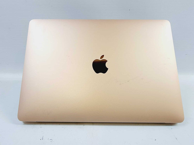 Apple Macbook Air Retina 2018 13\\" Core i5-8210Y @ 1.6GHz 8GB DDR3 250GB SSD (