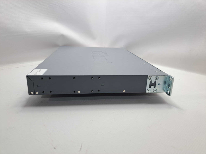 Juniper EX2300-24P EX2300 Series 24-Port Managed Switch Q)