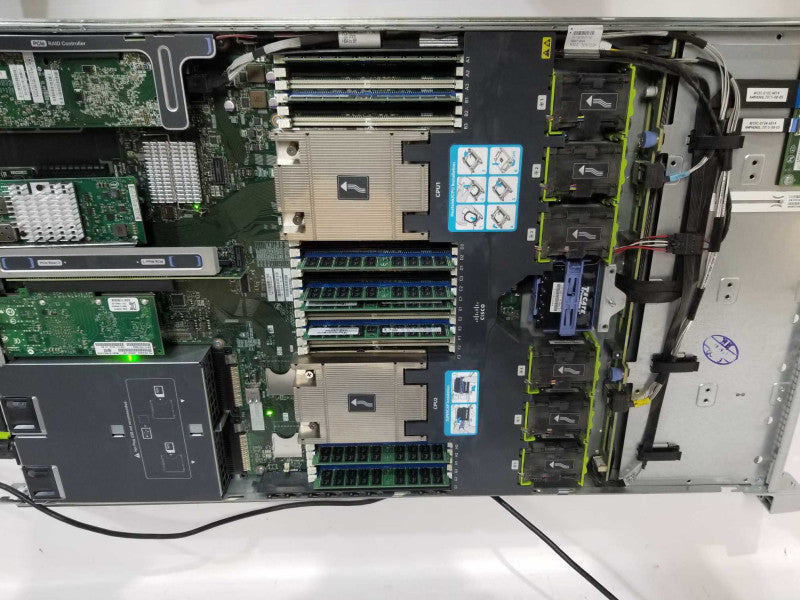 Cisco C220M4 2x Xeon E5-2640 V3 @ 2.60ghz / 128gb ram / cisco 12gb sas module #