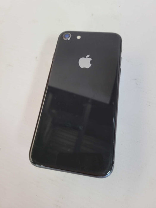 iPhone 8 64GB - READ