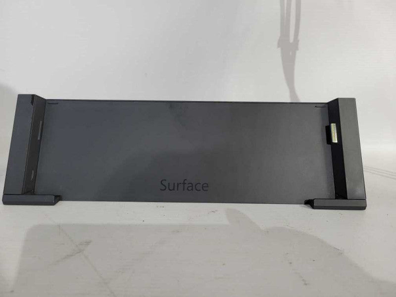 Microsoft 1664 Laptop Docking Station For Surface Q!