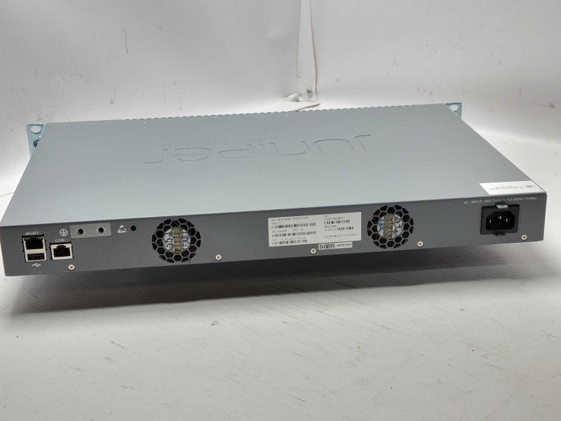 Juniper EX2300-24P EX2300 Series 24-Port Managed Switch Q_
