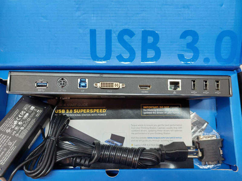 Targus Docking Station Model: ACP70CA  with cables, adaptors in box