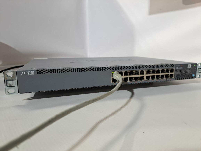 Juniper EX2300-24P EX2300 Series 24-Port Managed Switch Q!