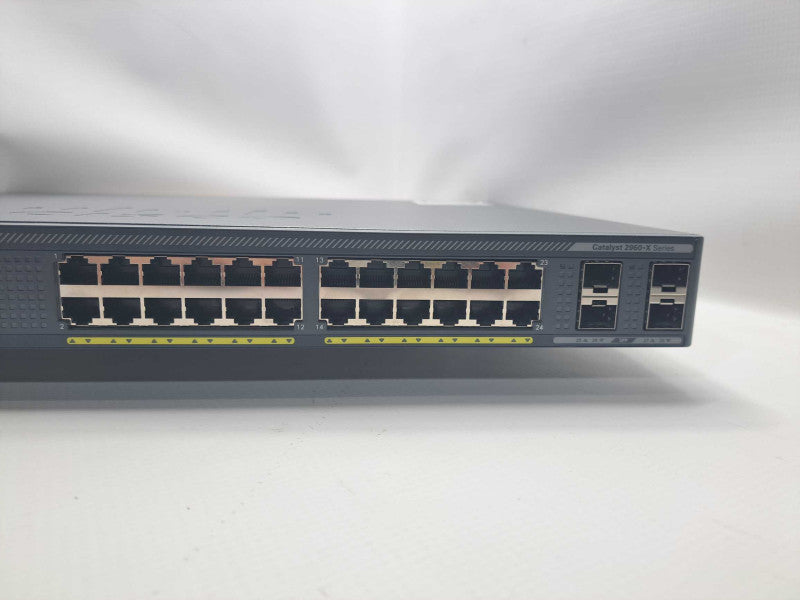 Cisco 2960X Series Network Switch WS-C2960X-24PS-L - Factory Reset  )