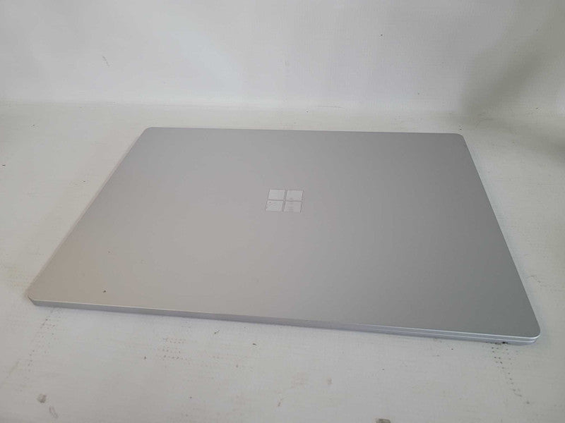 Surface Laptop 3 - i7-1065G7, 16GB RAM, 256GB SSD - READ