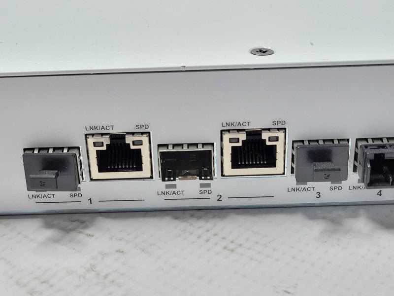 Ciena 3916 series service delivery switch 170-3916-900 Read _