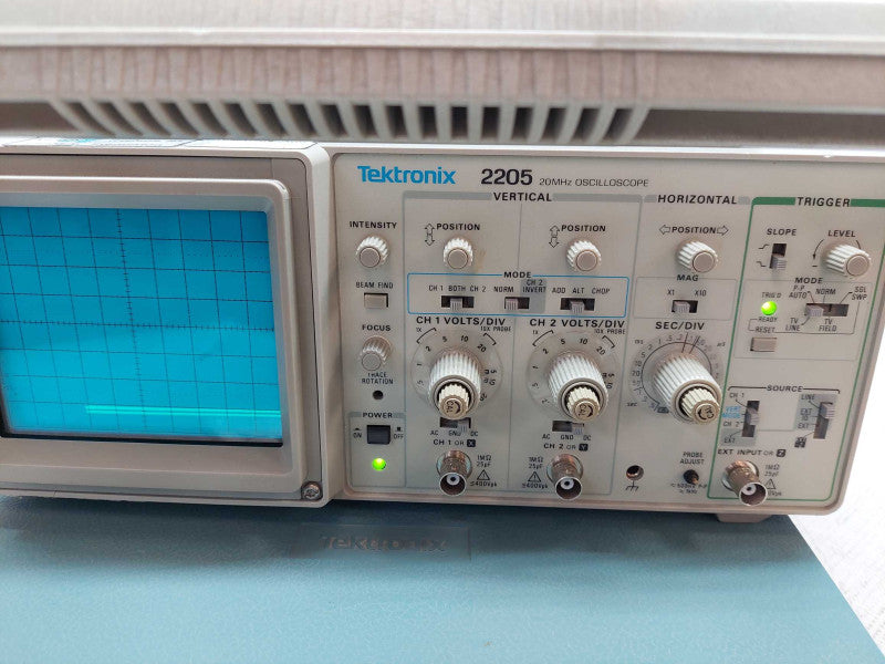 Tektronix 2205 20Mhz Oscilloscope