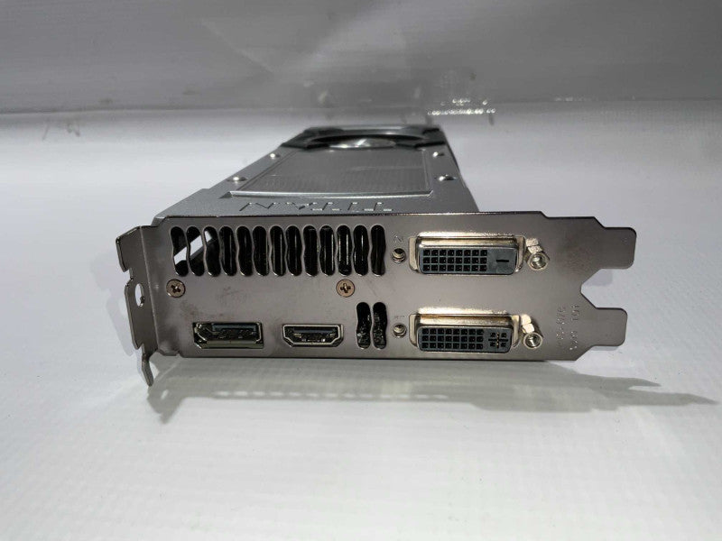 NVIDIA GTX TITAN 6GB READ  -