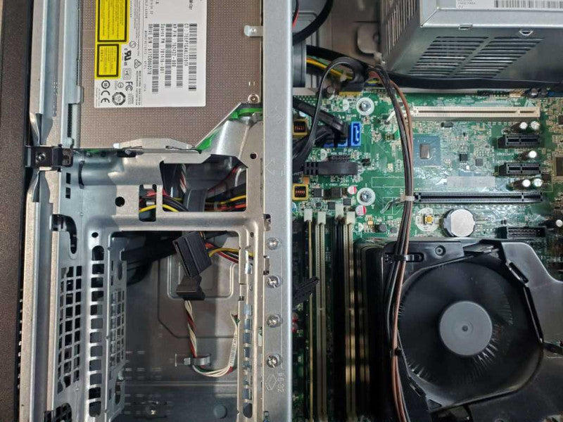 HP EliteDesk 800 G2 SFF Core i7-6700 CPU @ 3.40GHz 16GB