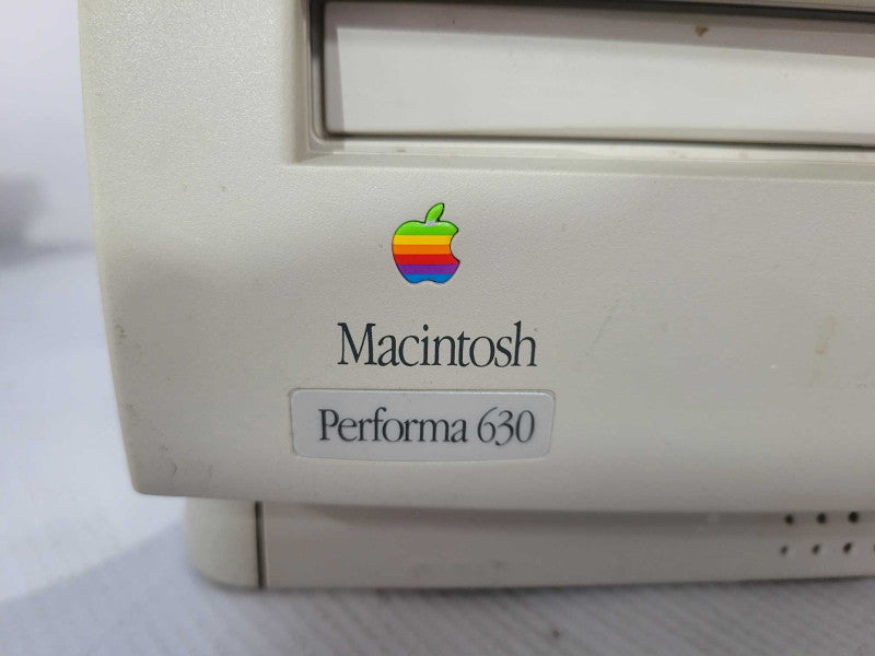 Macintosh Performa 630 !