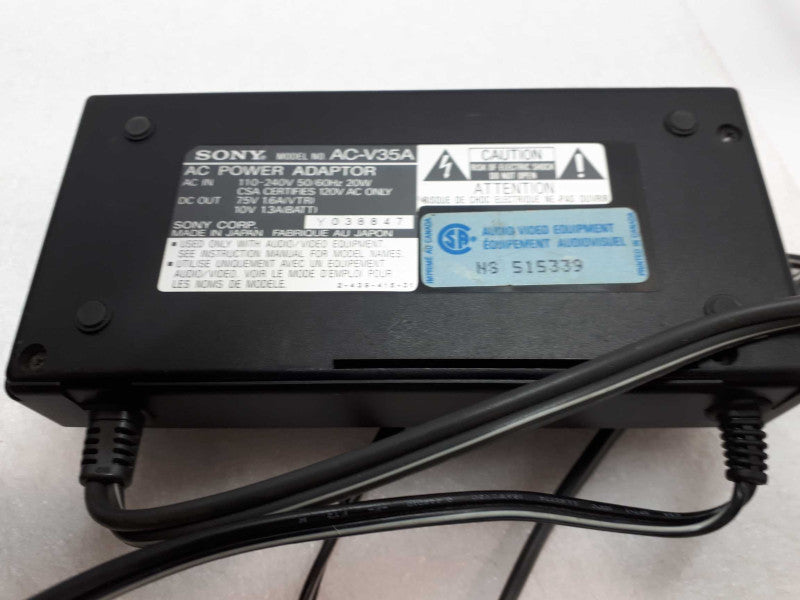 Sony CCD-F55 Handycam Video 8 Camcorder &