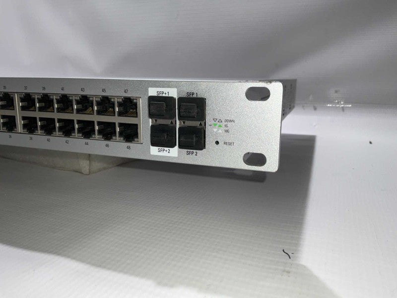 UniFi US-48-500W 48 port network switch READ -