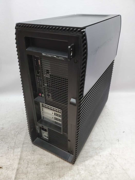 Dell Inspiron Gaming DT 5680 - Intel i3-8100 @ 3.60 GHZ 8GB DDR4