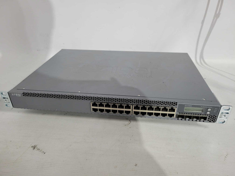Juniper EX3300-24T 24 Port Ethernet Switch !
