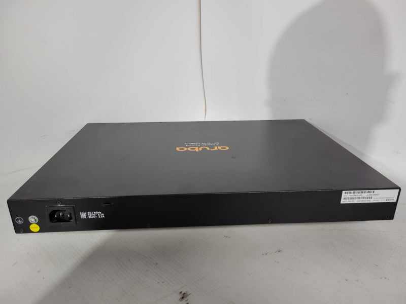 Aruba JL262A 2930F 48G PoE+ 4SFP+ Switch 1Gb/s port READ !