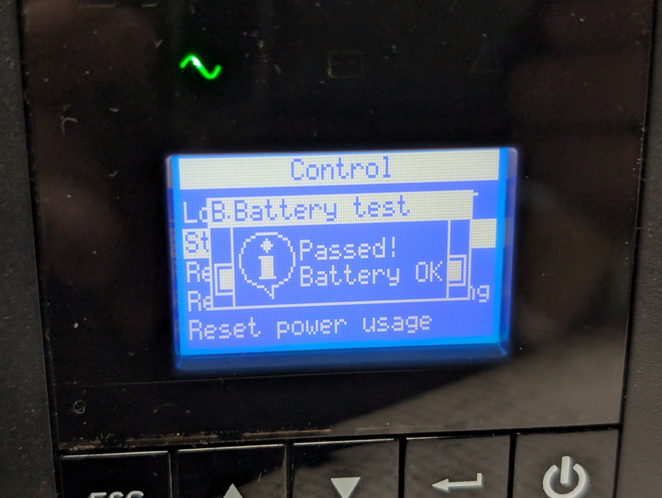 EATON 5P750RC 9210-3140-00P 750 VA / 600 W UPS  -