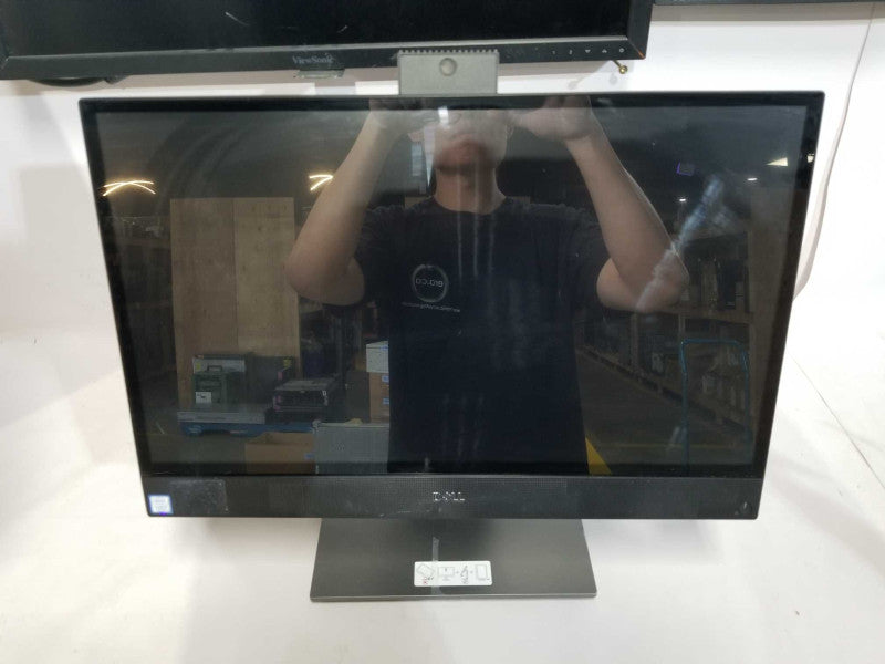 Dell Optiplex 5260 AiO 21.5\\" I3-8100 @ 3.60ghz / 4gb ram / READ #