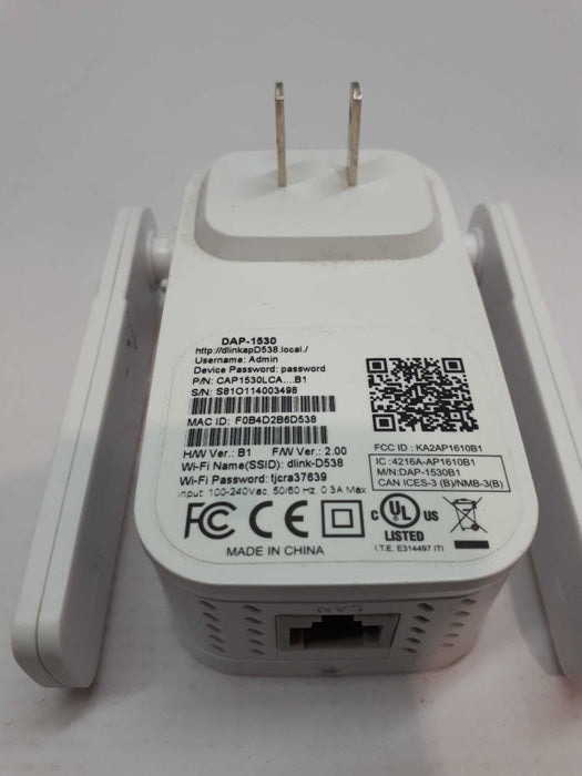 D-Link DAP-1530 AC750 Dual-Band Mesh WiFi Range Extender w/Smart Signal &