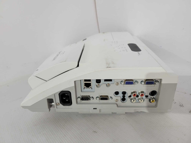 Hitachi CP AW250N Ultra Short Throw Projector 2500 Lumens 3LCD Projector !